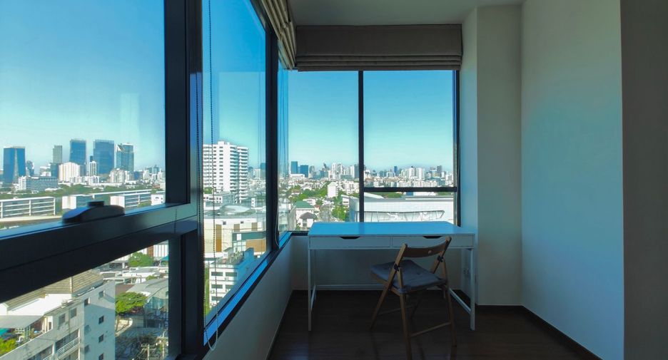 For sale 2 ベッドルーム condo in Yan Nawa, Bangkok
