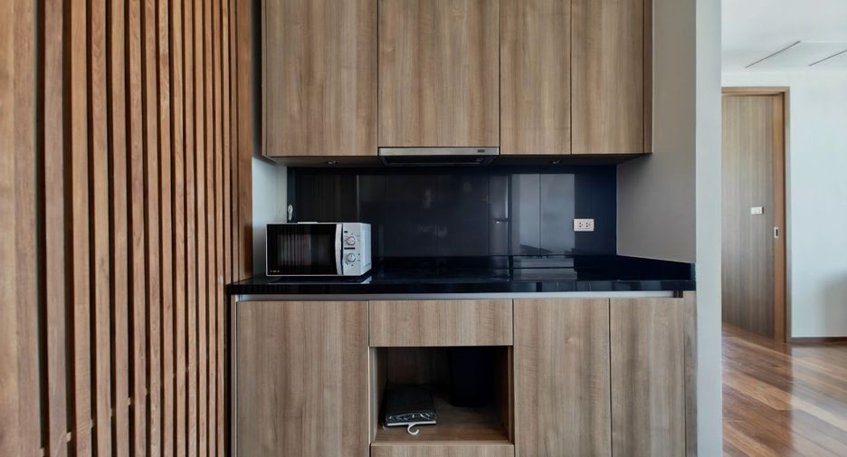For sale 2 ベッドルーム condo in Yan Nawa, Bangkok