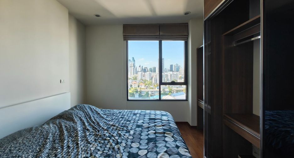 For sale 2 ベッドルーム condo in Yan Nawa, Bangkok