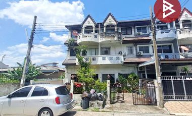Casa adosada en venta de 4 habitaciones en Bang Bon, Bangkok