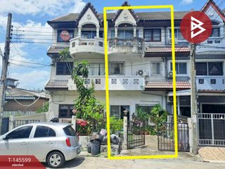 Casa adosada en venta de 4 habitaciones en Bang Bon, Bangkok