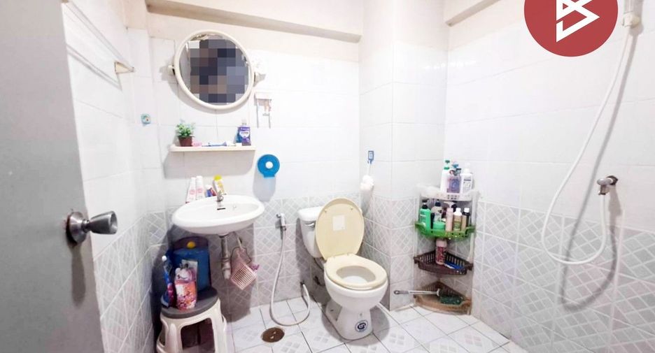 Casa adosada en venta de 4 habitaciones en Bang Bon, Bangkok