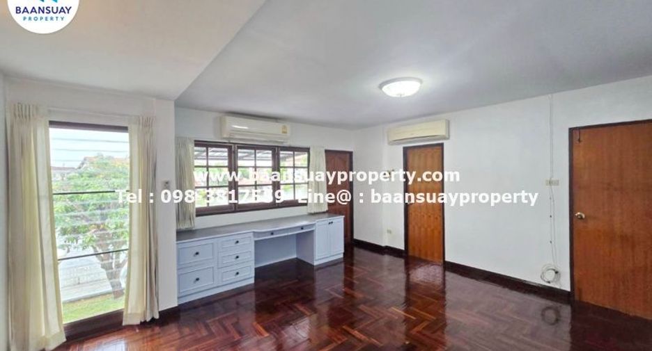 Casa en alquiler de 4 habitaciones en Lak Si, Bangkok