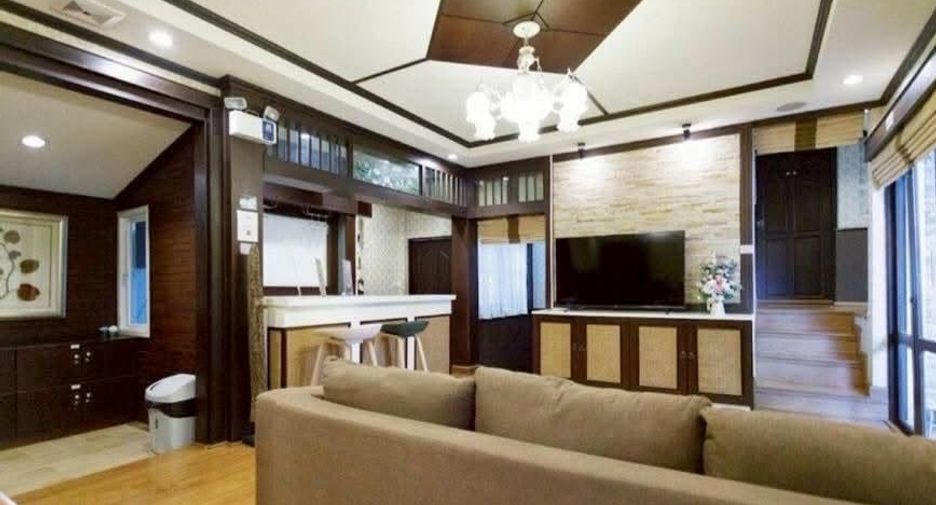 For rent 6 bedrooms house in Mueang Chiang Mai, Chiang Mai
