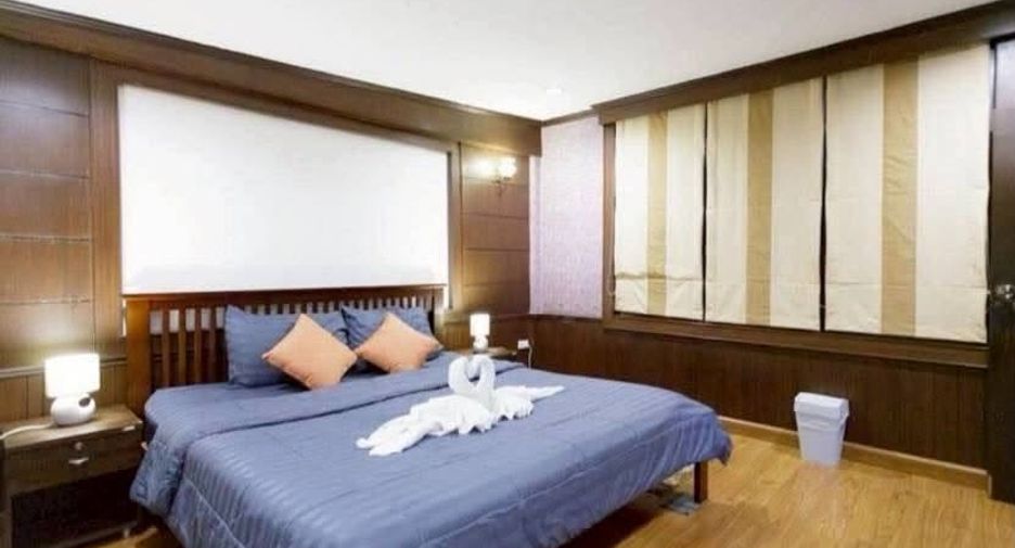 For rent 6 bedrooms house in Mueang Chiang Mai, Chiang Mai