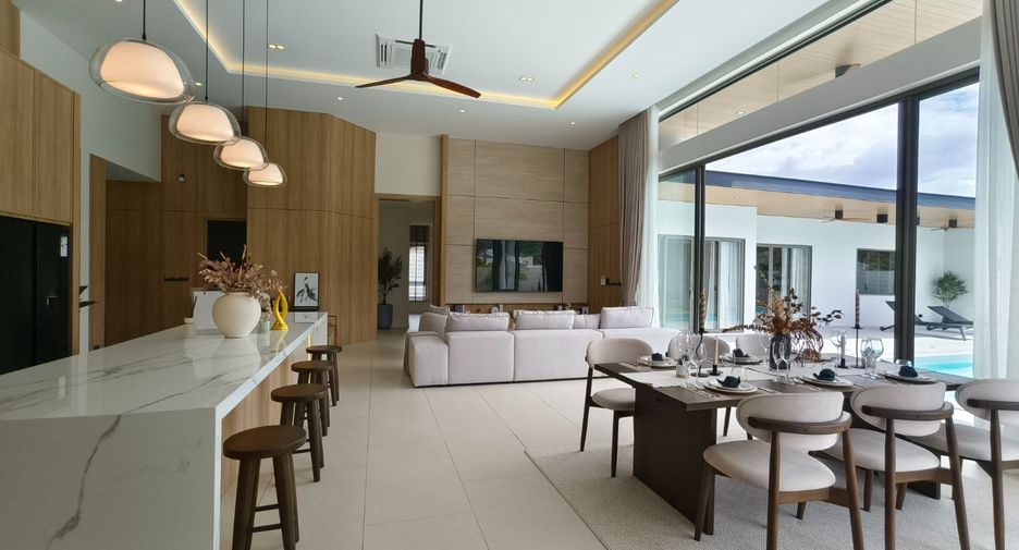 Villa zum Kauf mit 4 Zimmer in Hua Hin, Prachuap Khiri Khan