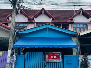 For sale 2 bedrooms townhouse in Mueang Samut Prakan, Samut Prakan
