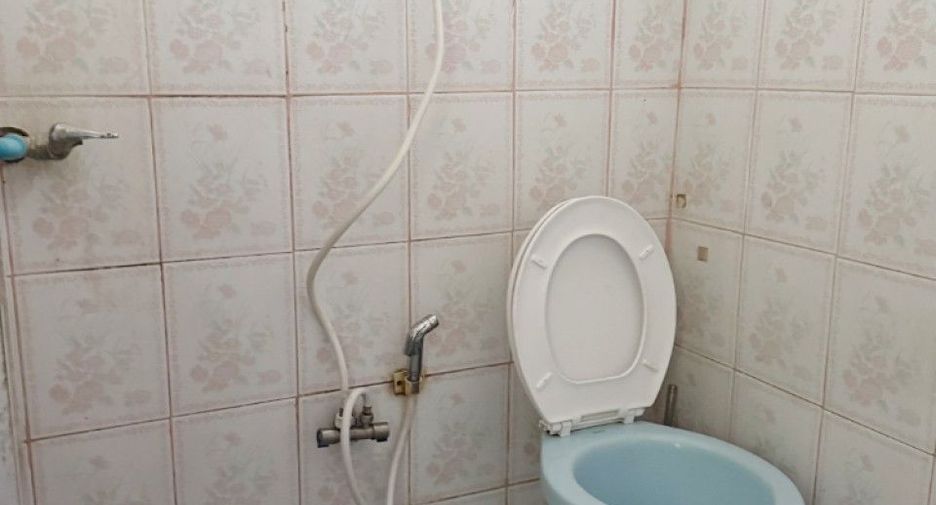 For sale 2 bedrooms townhouse in Mueang Samut Prakan, Samut Prakan