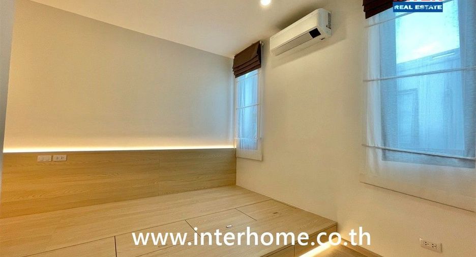 For sale 3 bedrooms house in Sai Mai, Bangkok