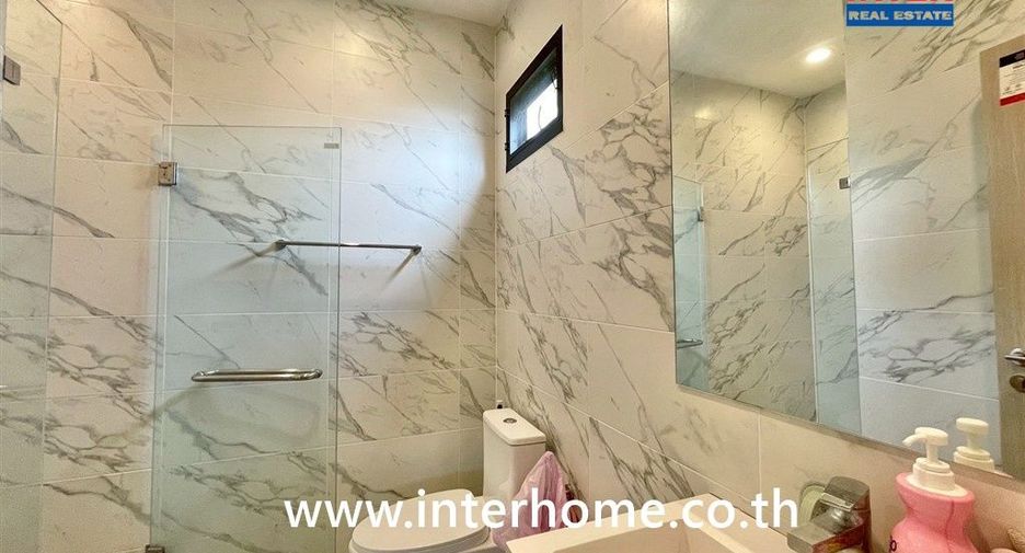 For sale 3 bedrooms house in Sai Mai, Bangkok