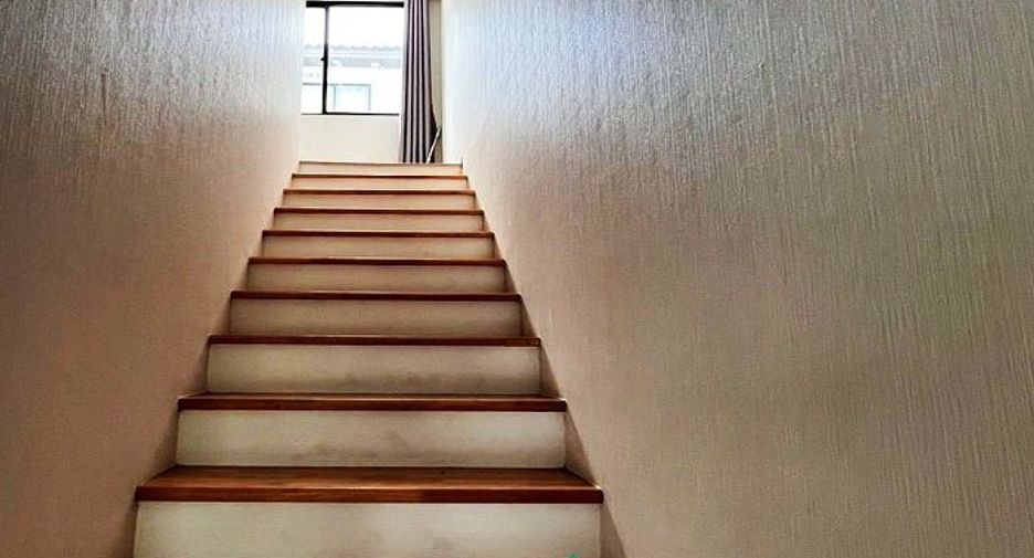 For sale 3 bedrooms townhouse in Phasi Charoen, Bangkok