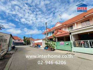 À vendre 3 chambres maison de ville à Mueang Samut Sakhon, Samut Sakhon