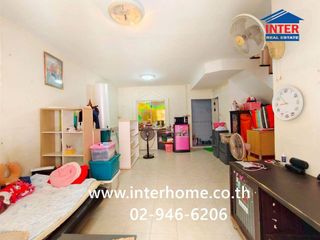 À vendre 3 chambres maison de ville à Mueang Samut Sakhon, Samut Sakhon