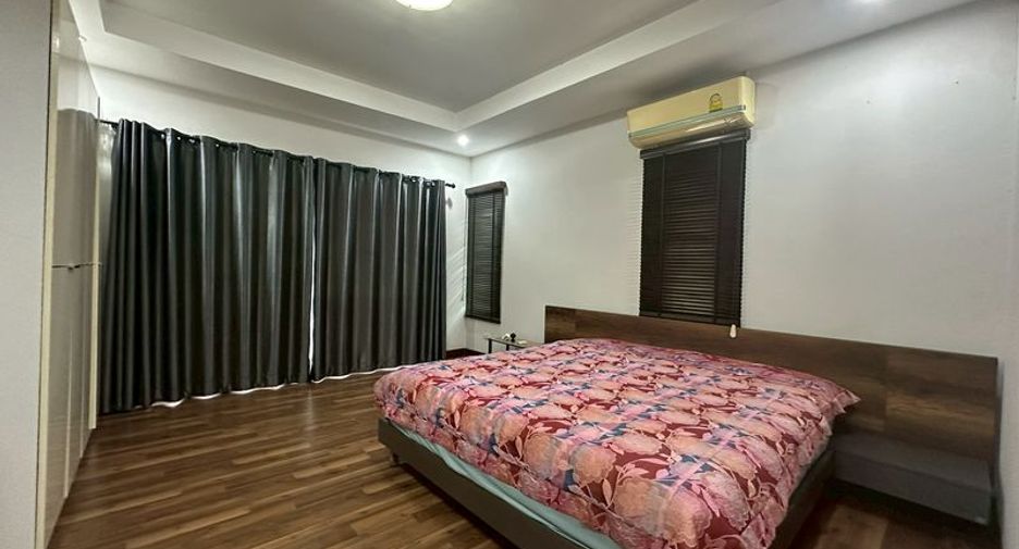 For rent 3 ベッドルーム house in Si Racha, Chonburi