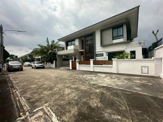 For rent 3 bedrooms house in Si Racha, Chonburi