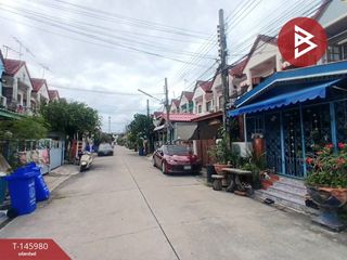 For sale 2 bedrooms townhouse in Mueang Samut Prakan, Samut Prakan