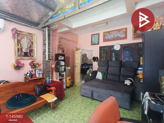 For sale 2 bedrooms townhouse in Mueang Samut Prakan, Samut Prakan