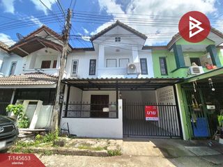 À vendre 4 chambres maison de ville à Thanyaburi, Pathum Thani
