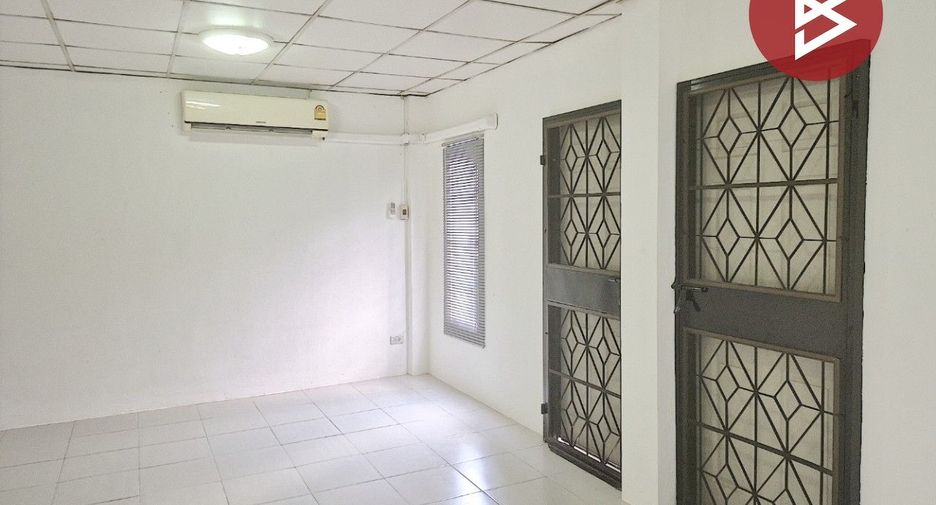 出售 4 卧室 联排别墅 在 Thanyaburi, Pathum Thani