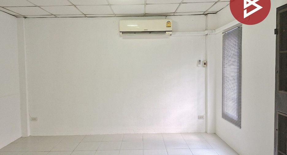 出售 4 卧室 联排别墅 在 Thanyaburi, Pathum Thani