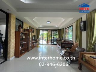 À vendre 4 chambres maison à Lat Phrao, Bangkok