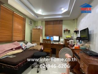 À vendre 4 chambres maison à Lat Phrao, Bangkok