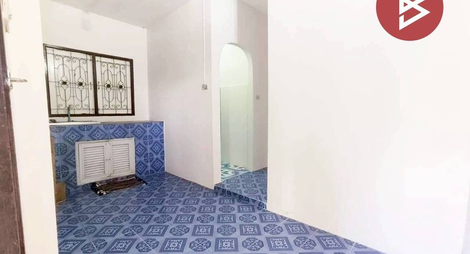 For sale 3 bedrooms house in Mueang Nakhon Ratchasima, Nakhon Ratchasima