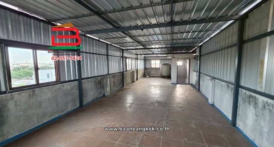 Gewerbefläche zur Miete und zum Kauf mit 3 Zimmer in Lam Luk Ka, Pathum Thani