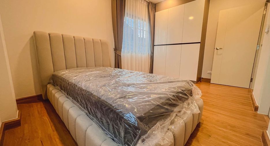 Haus zur Miete mit 4 Zimmer in Bang Phli, Samut Prakan