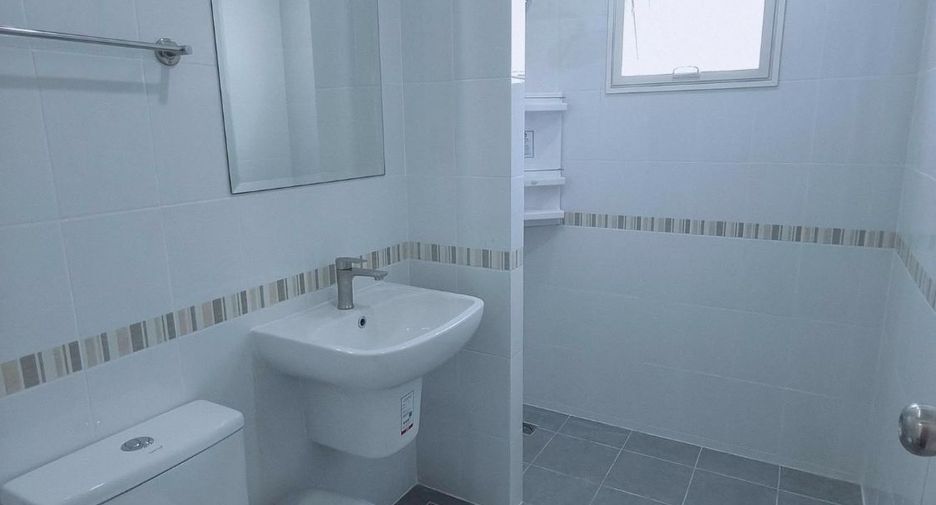 For rent 3 bedrooms house in Bang Lamung, Chonburi