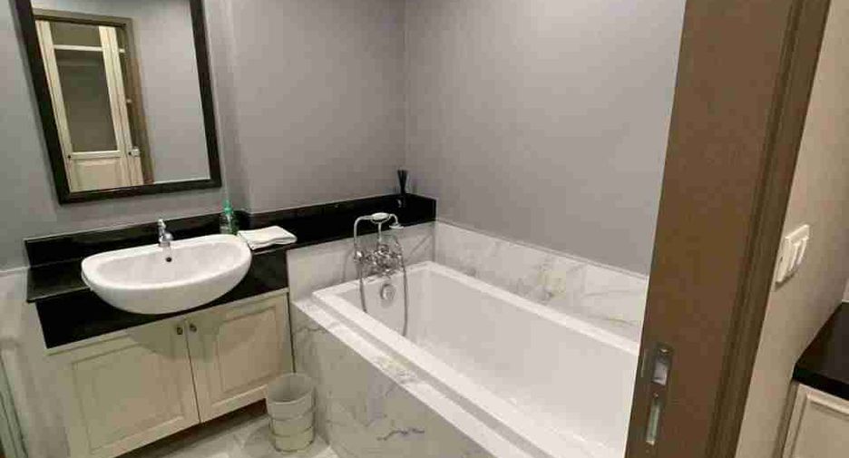 For sale そして for rent 2 ベッドルーム condo in Pathum Wan, Bangkok