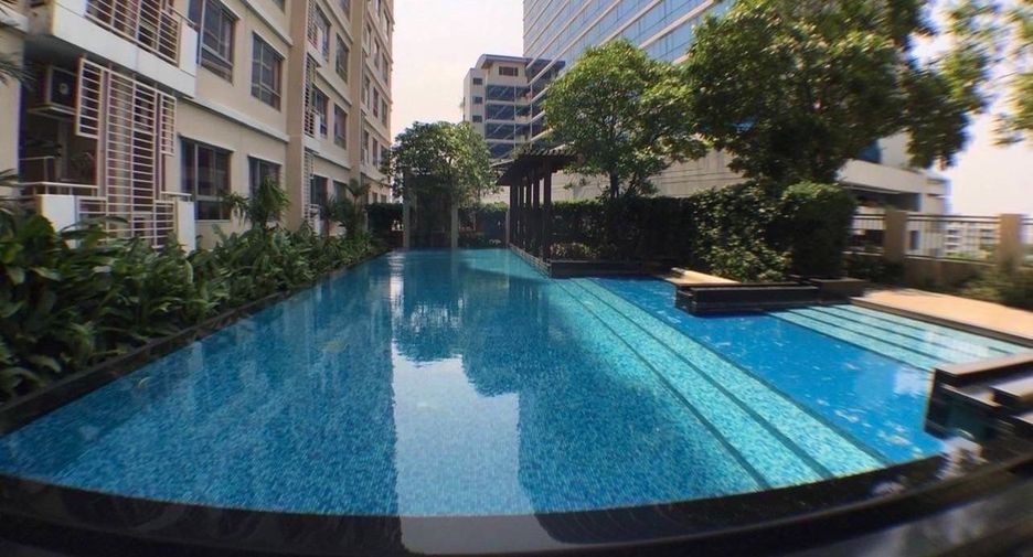Condo en alquiler de 1 habitaciones en Khlong Toei, Bangkok