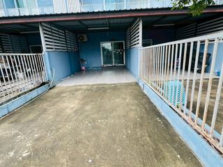 For sale 2 bedrooms townhouse in Lat Lum Kaeo, Pathum Thani