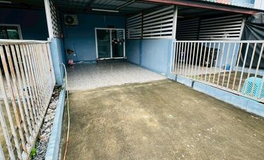 Reihenhaus zum Kauf mit 2 Zimmer in Lat Lum Kaeo, Pathum Thani