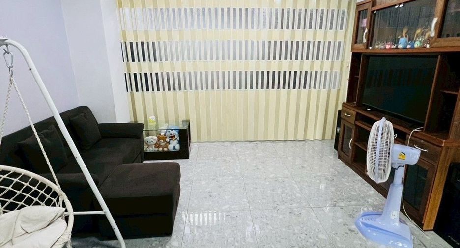 For sale 2 bedrooms townhouse in Lat Lum Kaeo, Pathum Thani