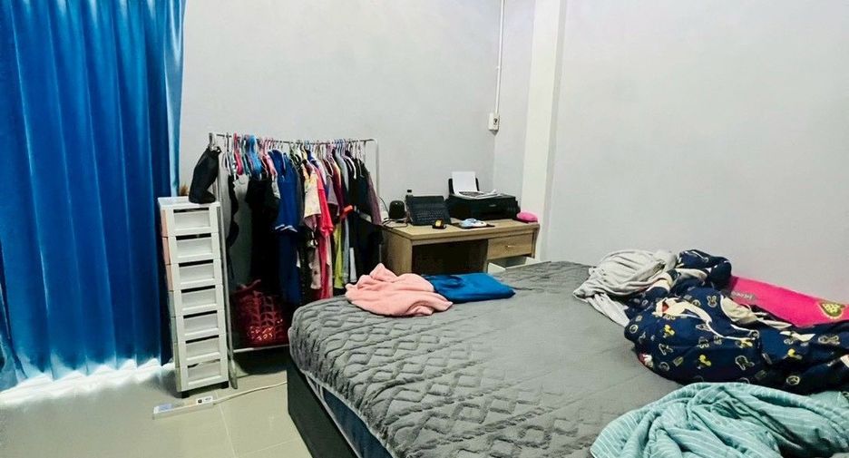 For sale 2 bedrooms townhouse in Lat Lum Kaeo, Pathum Thani