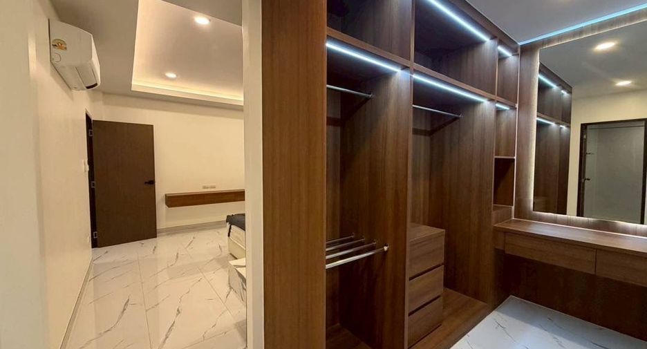 For rent 5 bedrooms house in Bang Lamung, Chonburi