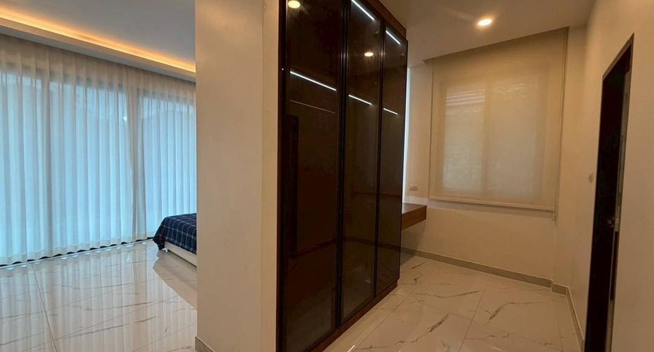 For rent 5 bedrooms house in Bang Lamung, Chonburi