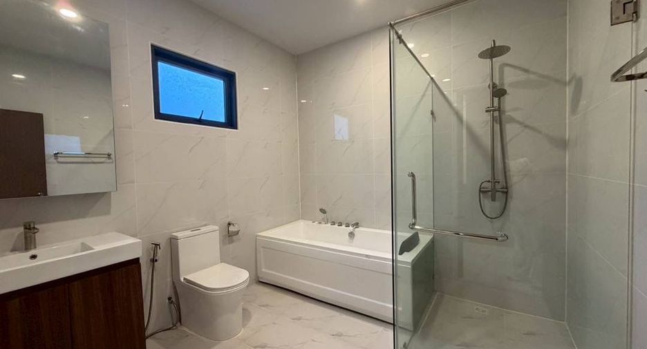 For rent 5 bedrooms house in Bang Lamung, Chonburi