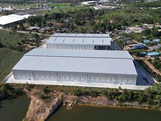 For rent 4 bedrooms warehouse in Si Racha, Chonburi