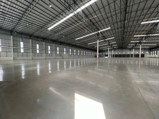 For rent 4 bedrooms warehouse in Si Racha, Chonburi