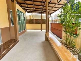 Haus zum Kauf mit 5 Zimmer in Bang Bon, Bangkok