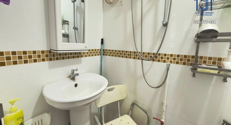 Haus zum Kauf mit 5 Zimmer in Bang Bon, Bangkok