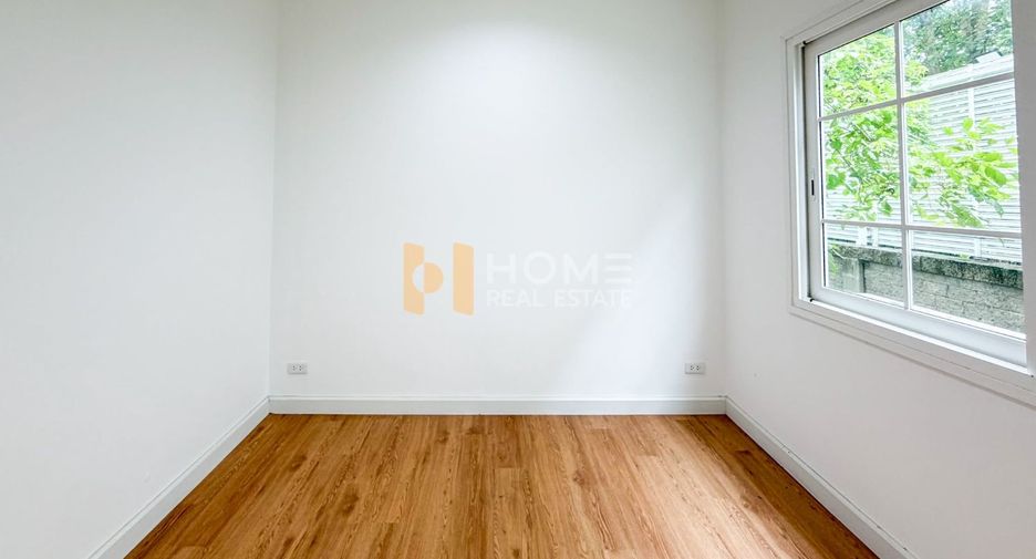 For sale 5 bedrooms house in Chom Thong, Bangkok