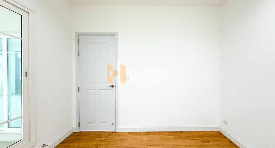 For sale 5 bedrooms house in Chom Thong, Bangkok