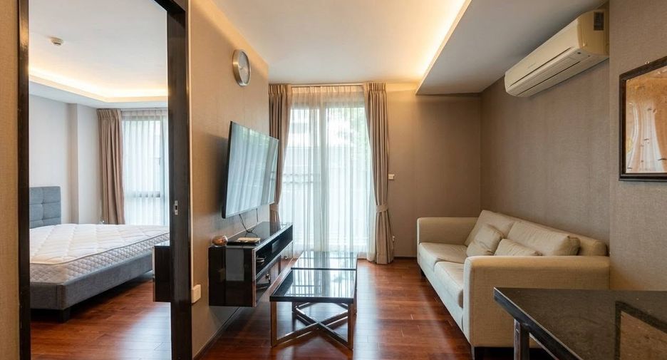 For rent 1 bed condo in Watthana, Bangkok