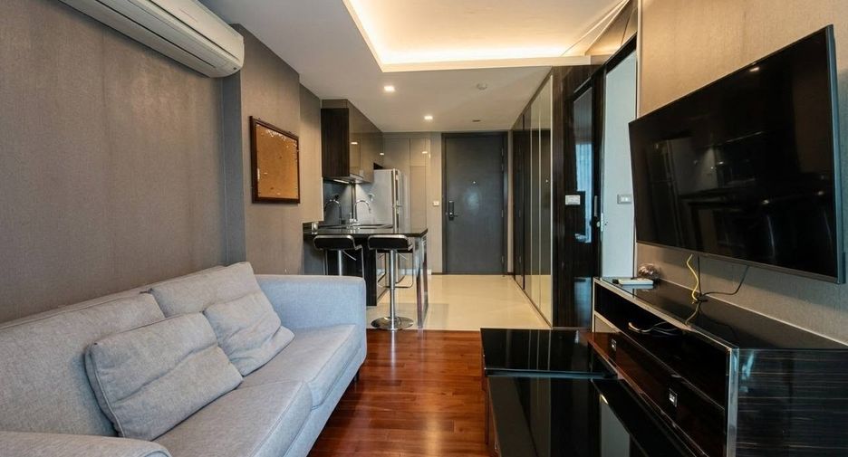 For rent 1 bed condo in Watthana, Bangkok
