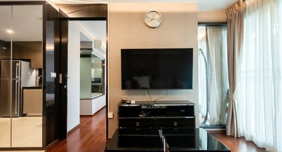 For rent 1 bed condo in Watthana, Bangkok
