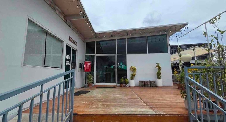 For rent retail Space in Phra Khanong, Bangkok