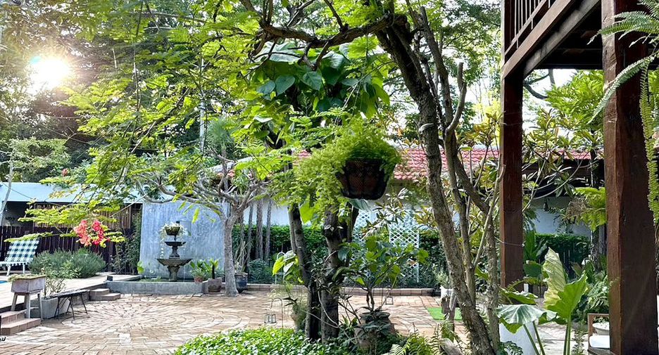 For rent and for sale 5 bedrooms house in Mueang Chiang Mai, Chiang Mai